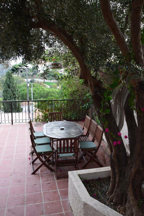 Apartamento En Villa Con Piscina Malaga Exterior photo