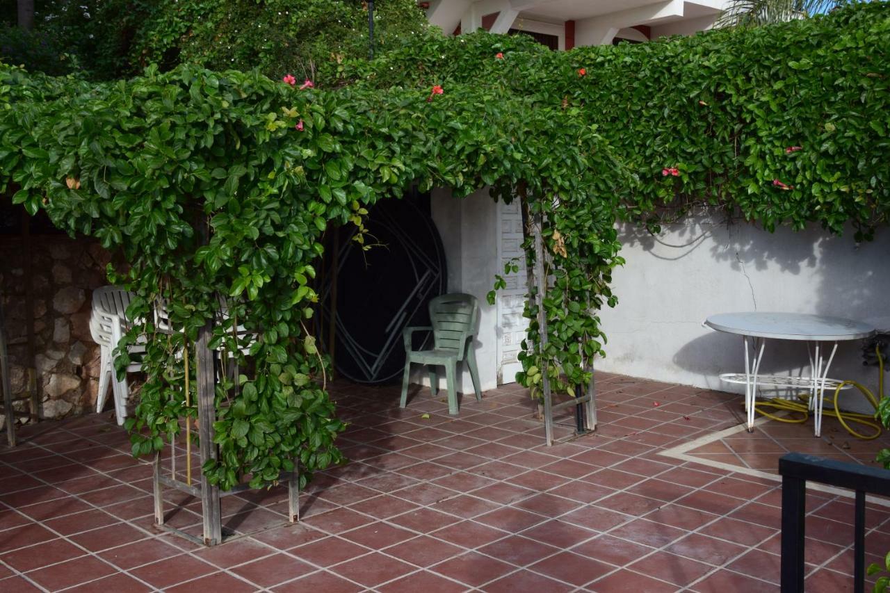 Apartamento En Villa Con Piscina Malaga Exterior photo